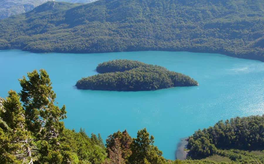 From Bariloche: Cerro Tronador Full-Day Tour - Who should book this Cerro Tronador day