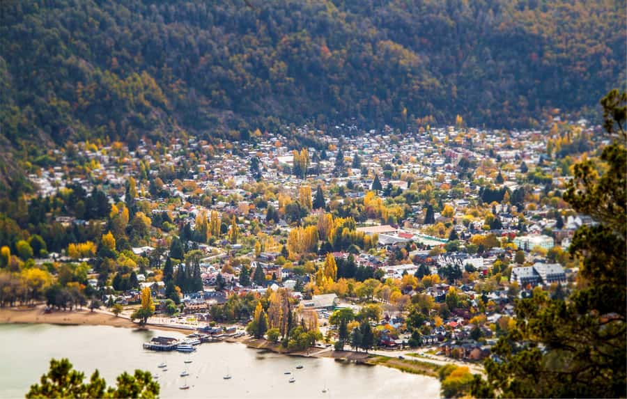 From Bariloche: San Martin de los Andes and 7 Lakes Circuit - Villarino and Falkner, forest-framed waters
