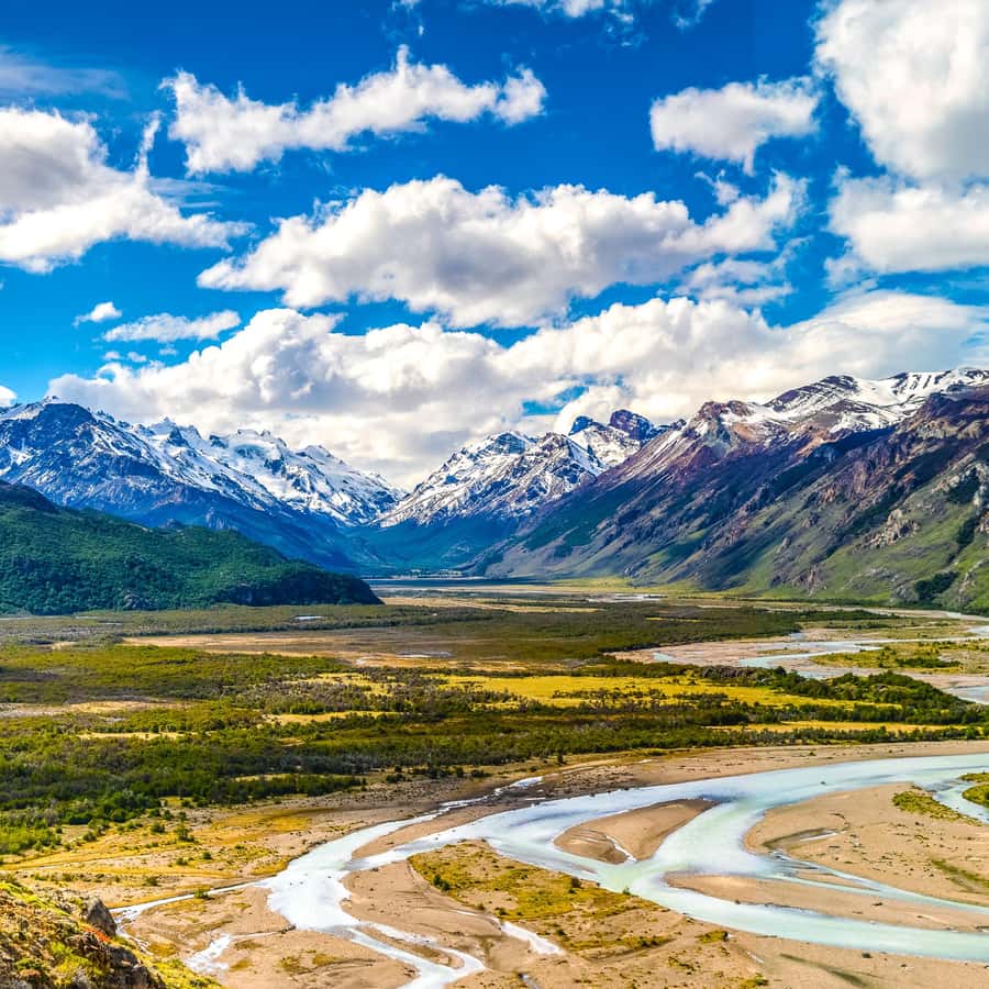 From El Calafate: El Chalten Full-Day Tour and Short Hike - Who should book this experience?