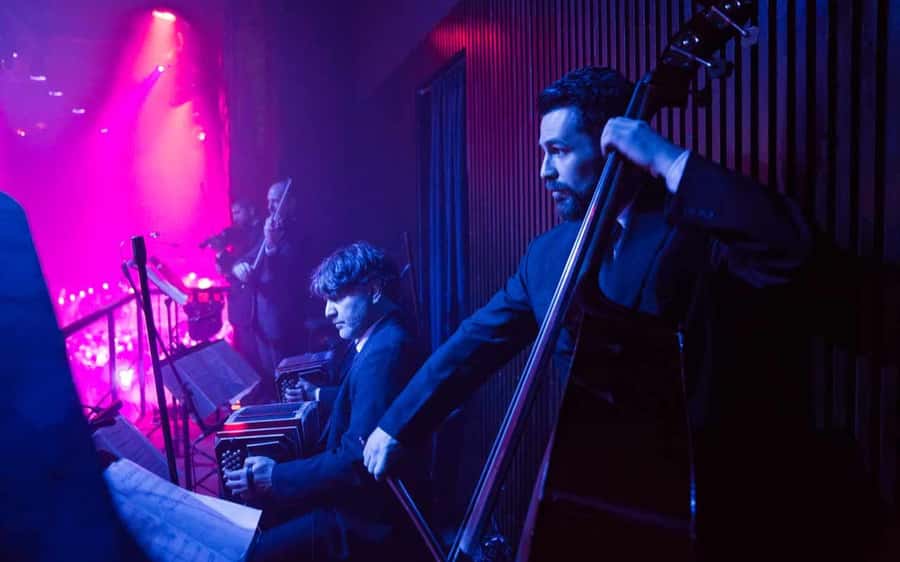 From Foz do Iguaçu: Madero Tango with dinner - Dinner at El Jardin in the Iguazu Grand