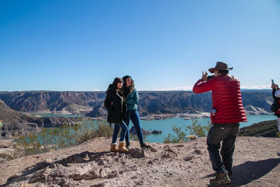 From Mendoza: Atuel Canyon Day Trip - The Color and Shape of Atuel Canyon