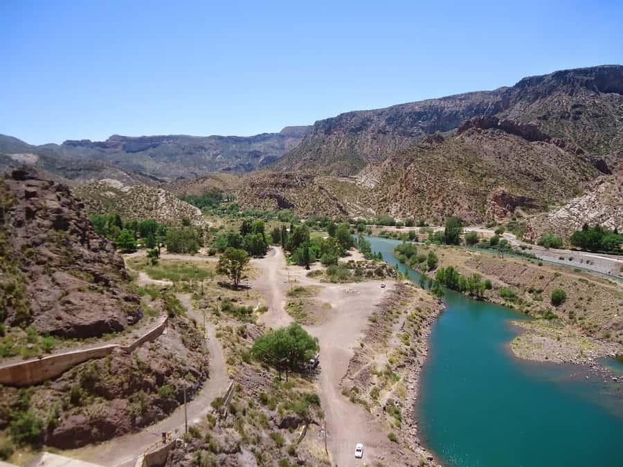 From Mendoza: Atuel Canyon Day Trip - Los Nihuiles Dam and Reservoir