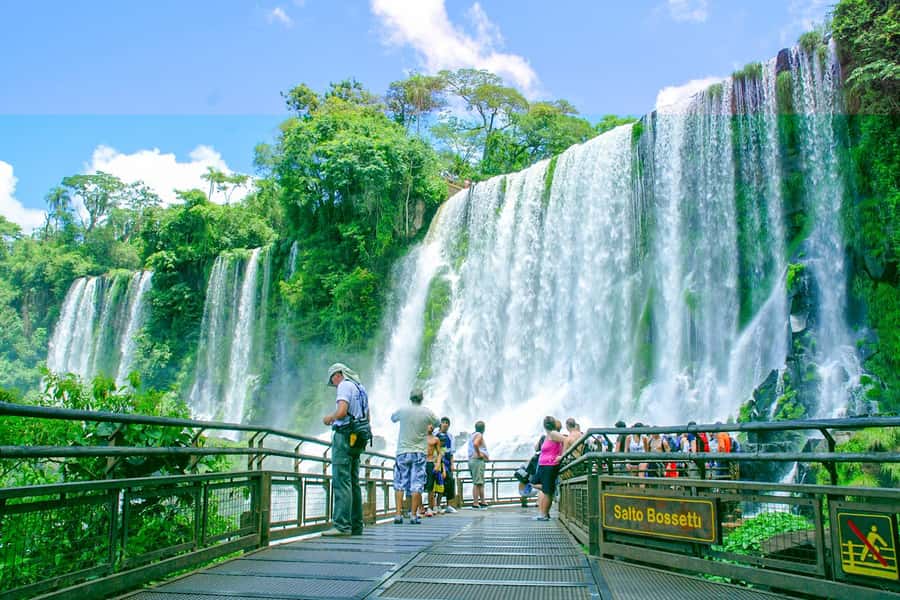 From Puerto Iguazu: Argentinian Iguazu Falls with Ticket - How the five-hour duration really works