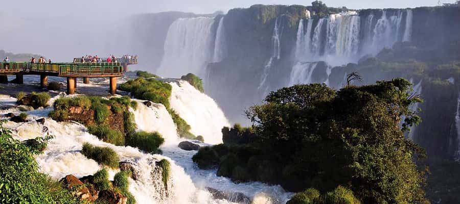 From Puerto Iguazu: Half-Day Brazilian Falls Excursion - Entering Iguaçu National Park