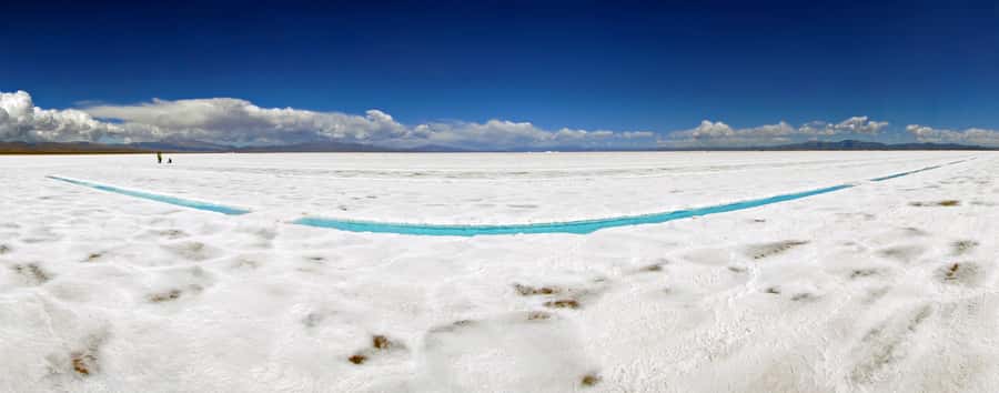 From Salta: Cachi and Salinas Grandes 2-Day Guided Trip - Cachi’s quiet square and Iglesia San José