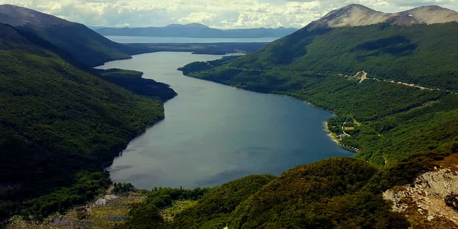From Ushuaia: Private Fagnano Lake 4WD Tour - Leaving Ushuaia for the Carbajal Valley