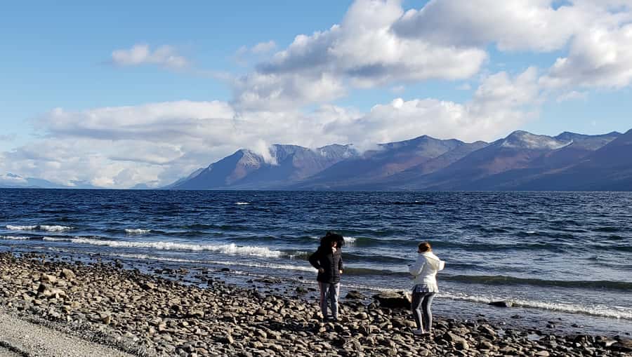 From Ushuaia: Private Fagnano Lake 4WD Tour - Escondido Lake and a well-timed coffee stop