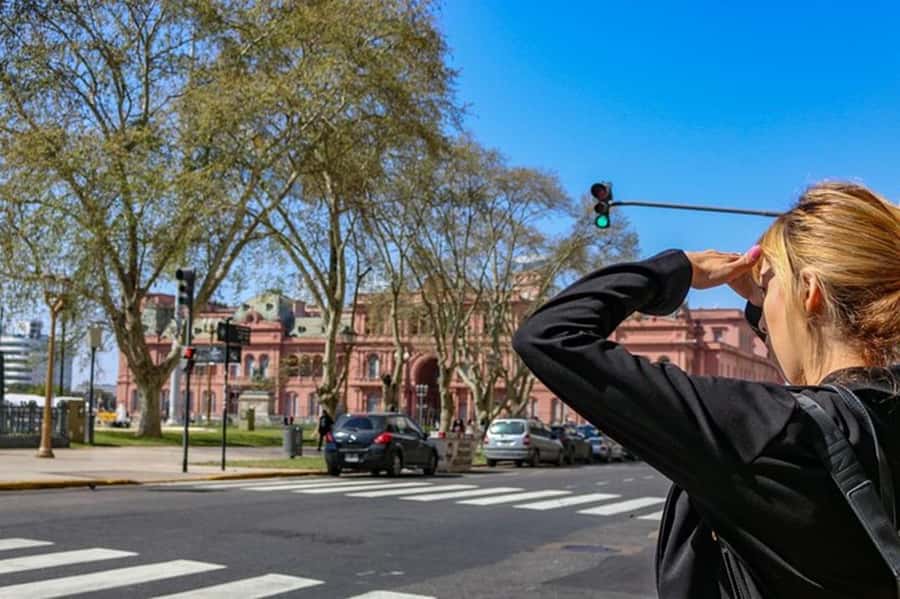 Full Day City Tour Buenos Aires, Recoleta Cemetery and Tigre - Why this eight-hour route works