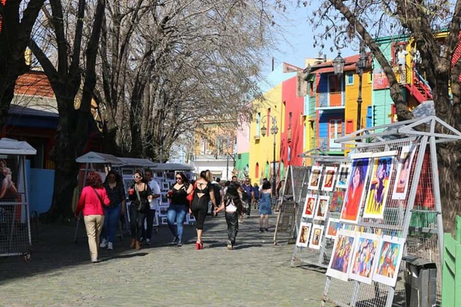 Full Day City Tour Buenos Aires, Recoleta Cemetery and Tigre - Plaza de Mayo and Casa Rosada
