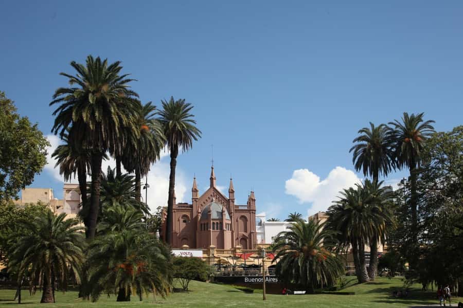 Full Day City Tour Buenos Aires, Recoleta Cemetery and Tigre - The road to Tigre