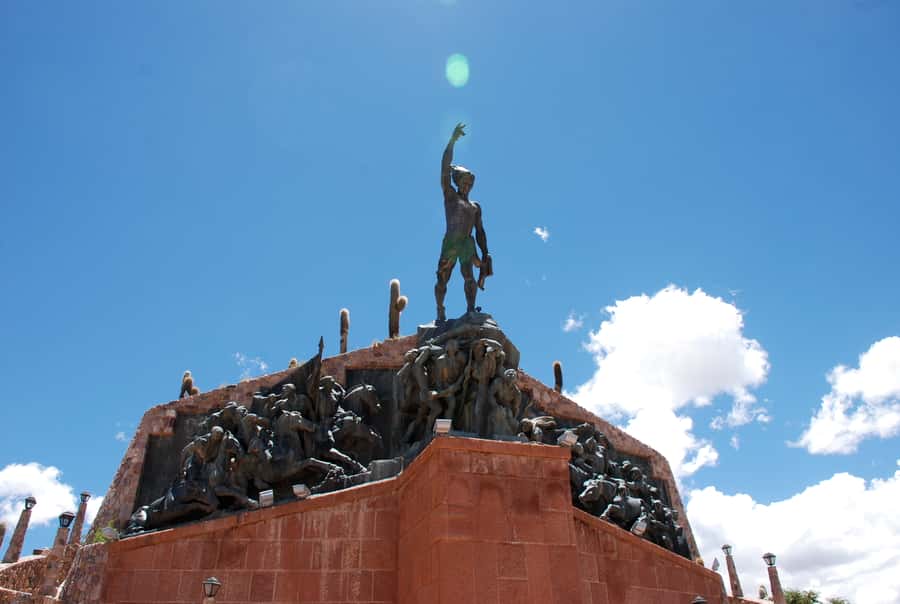Full-Day Tour to Humahuaca from Salta - Tilcara, Humahuaca and Andean town life