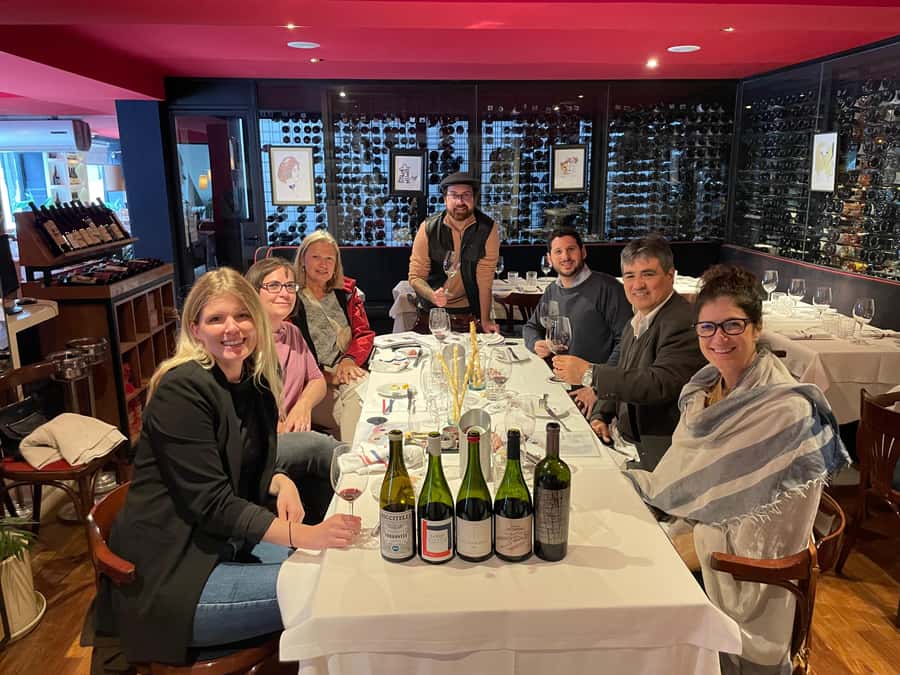 Fun Argentine Wine and Food Premium Tasting - Refills and practical advice after the formal tasting