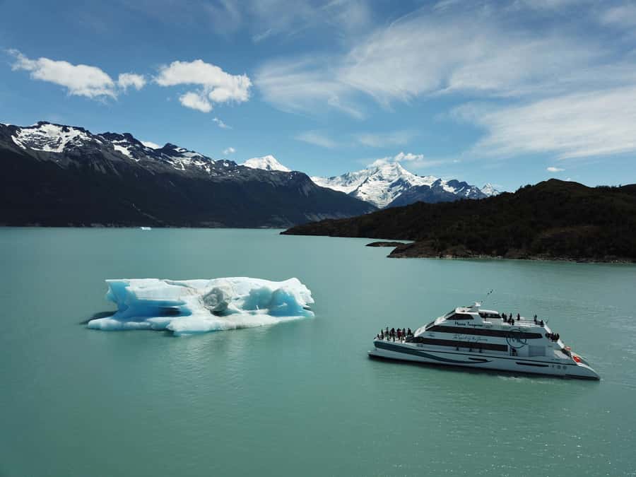 Gourmet Glacier Cruise & Footbridges of Perito Moreno - What this cruise adds to a Perito Moreno visit