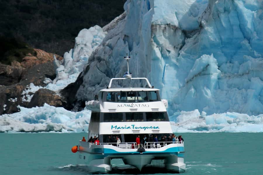 Gourmet Glacier Cruise & Footbridges of Perito Moreno - A quiet break at Las Vacas Post