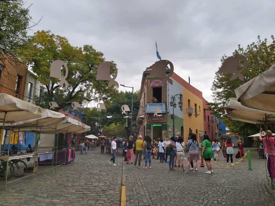 Guided tour Boca Juniors Museum & Stadium + Caminito - Who will enjoy this Boca and Caminito combination