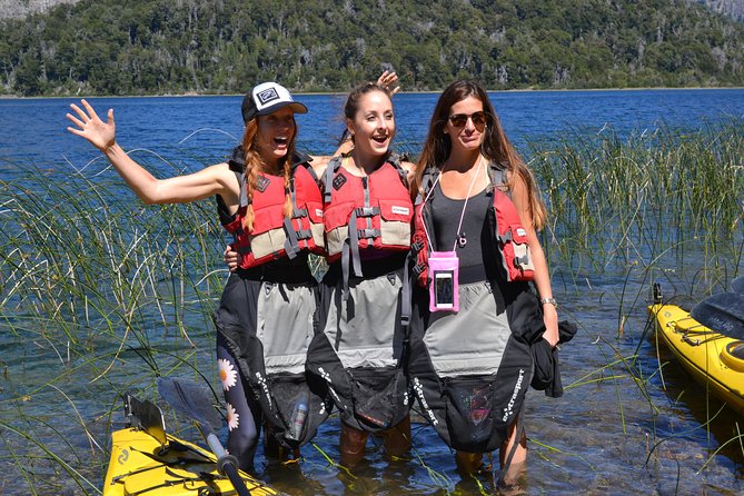 Half a day of kayaking on Lake Moreno in private service - Timing: advertised as four hours, but allow for variation