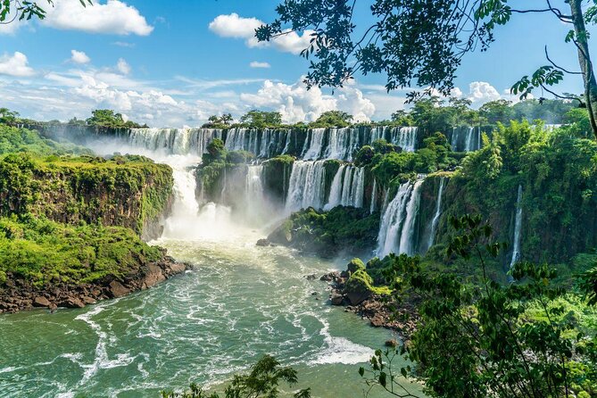 Iguazú Experience in 2 days: Argentine and Brazilian Falls - What makes this Iguazú tour worth considering
