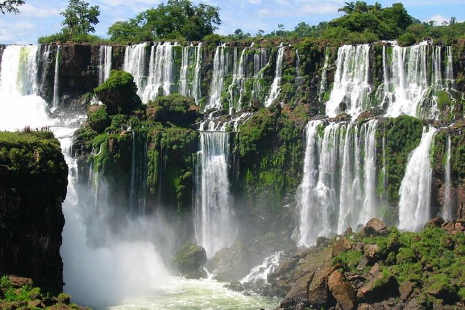 Iguazú Experience in 2 days: Argentine and Brazilian Falls - Border crossings and documents you need