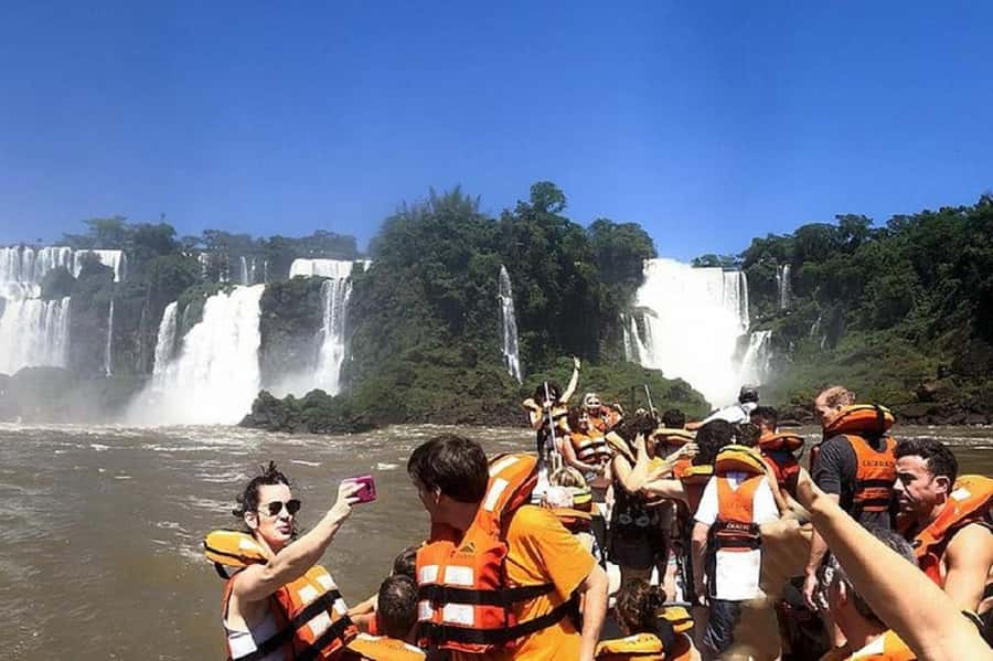 Iguazu Falls Argentinas Tour and Great Adventure Boat Tour - The Superior Circuit and its wider views