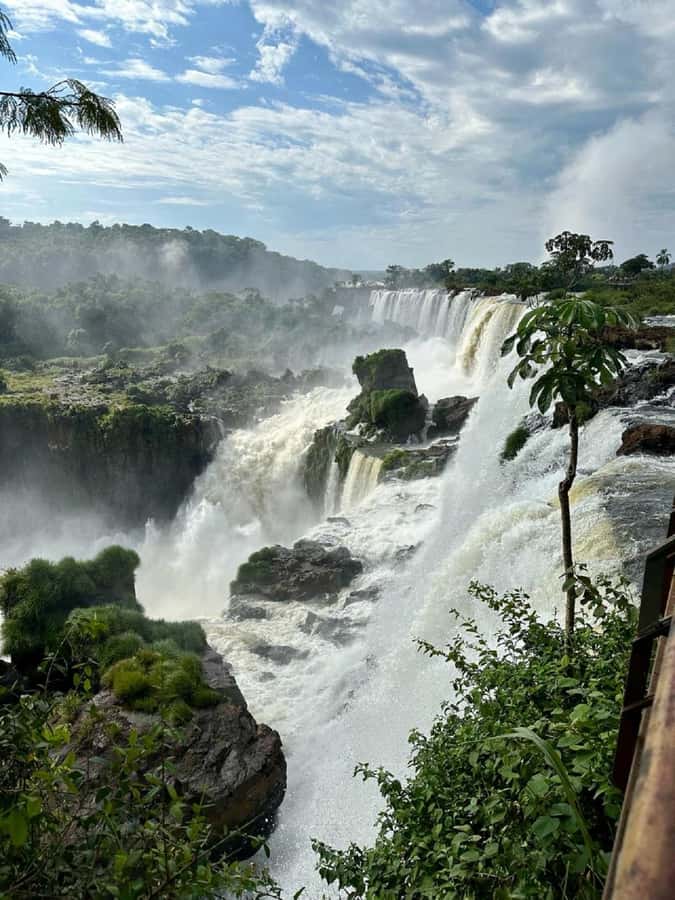 Iguazu Falls: Brazil & Argentina in One Day (Private) - Border crossings require the right documents