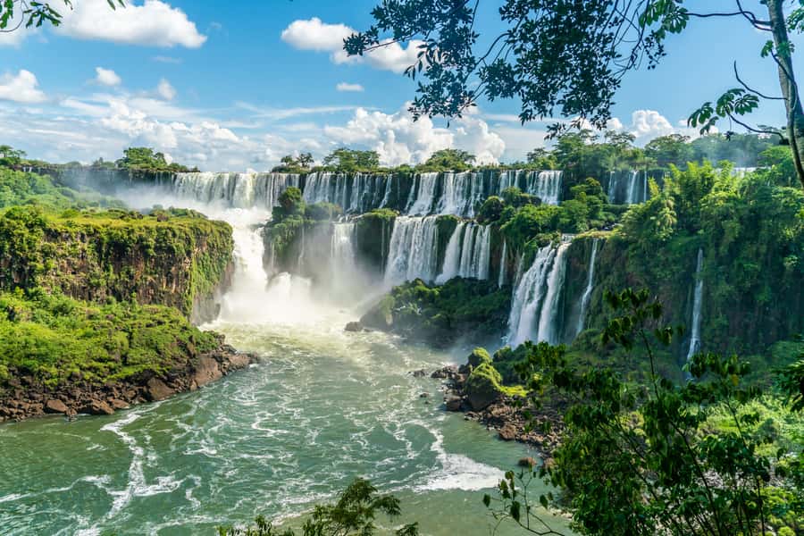 Iguazú Falls: The Natural Wonder of Argentina - Key points to know before you book