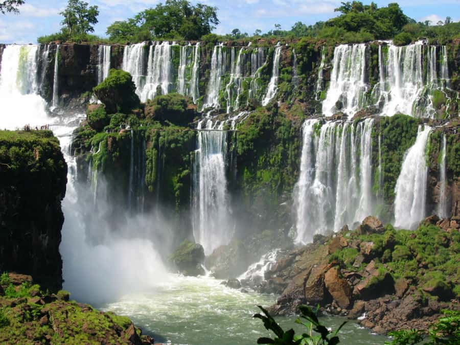 Iguazu in 2 Days: Argentina & Brazil Sides of Iguazu Falls - Optional boat rides and what is not part of the base plan