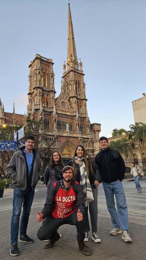 La Docta Free Walking Tour "Córdoba La Moderna". - Why this walk shows Córdoba beyond the colonial center