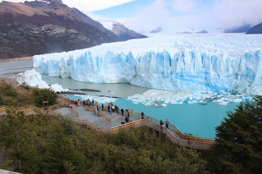 Los Glaciares National Park and Perito Moreno Glacier Tour - Why Perito Moreno Glacier is the star of the day