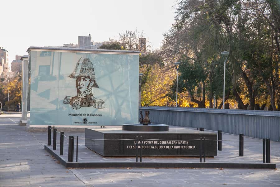 Mendoza: Half-Day Sightseeing Tour - Cerro de la Gloria and the Army of the Andes