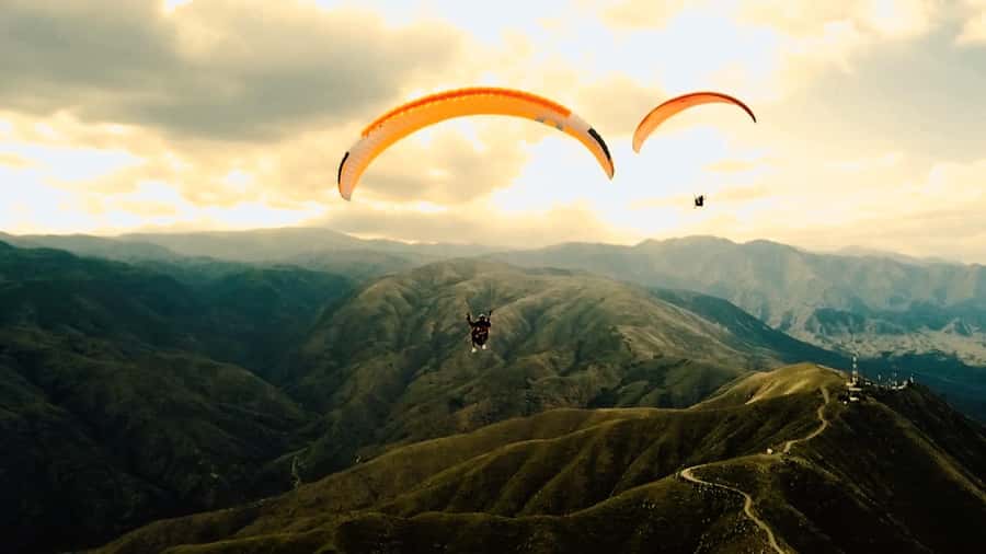 Mendoza: Paragliding Tandem Flight with Instructor - Should you book the Cerro Arco flight?