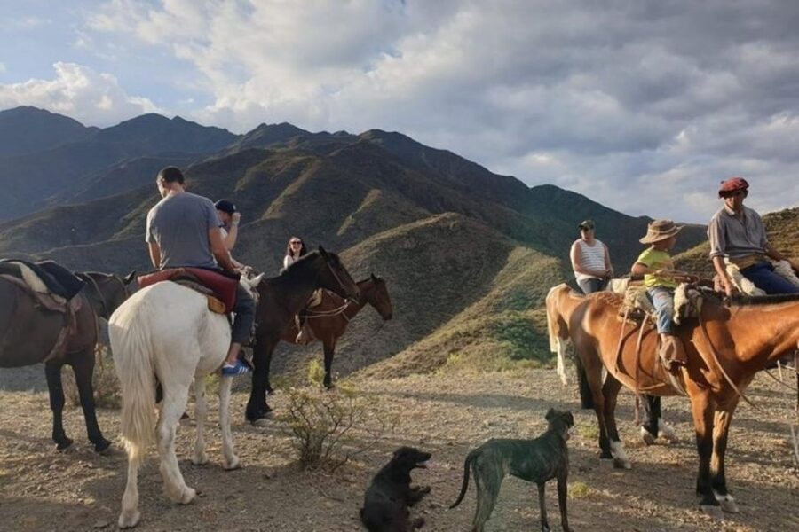Mendoza: Sunset Horse Back Riding in the Mountains and BBQ - Who should book this horseback ride?