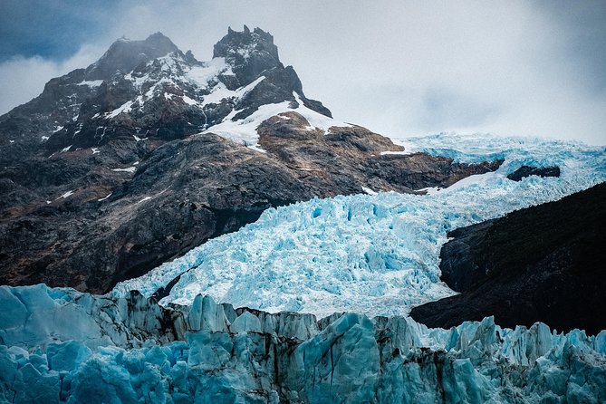 Navigation All glaciers - Crossing Boca del Diablo toward Upsala