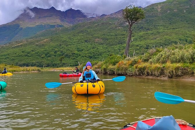 Packrafting experience along the Olivia River - Carrying a six-kilogram raft through Tierra del Fuego