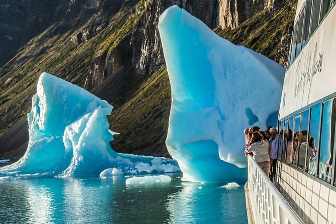 Perito Moreno boat tour from El Calafate: Glaciares Gourmet - The 7:00 a.m. start from El Calafate