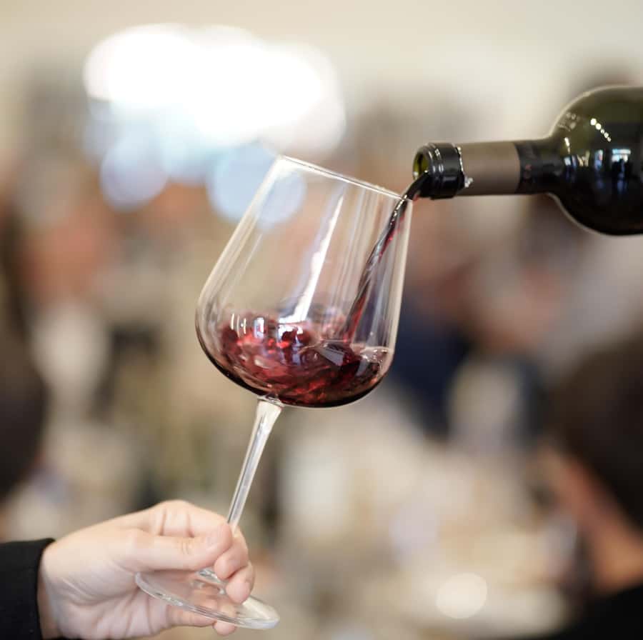 Premium Argentinian Wine and Malbec Tasting & Urban Art Tour - Who will get the most from this experience?
