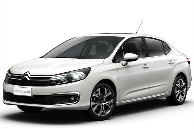 Private Airport Transfer in or out with english speaking driver. - A private welcome after the long flight