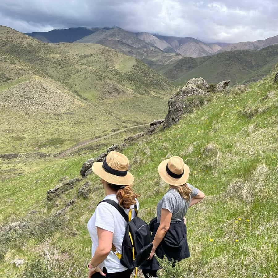 Private Experience: Horseback Riding and BBQ in the Mountain - Estancia La Carrera - The high point near 2,400 meters
