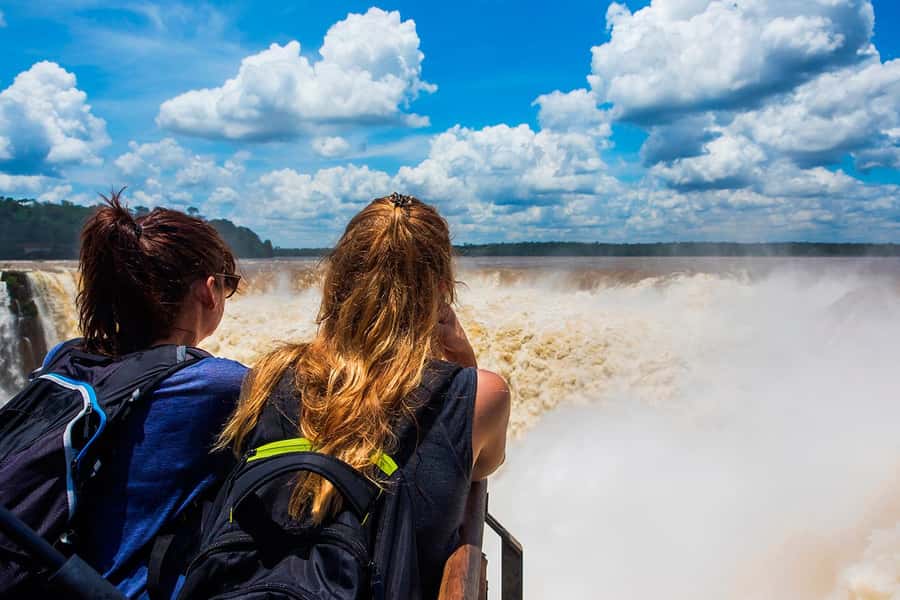 Puerto Iguazú: Iguazú Falls Adventure with 4WD & Boat Ride - Eight kilometers along the Yacaratiá trail