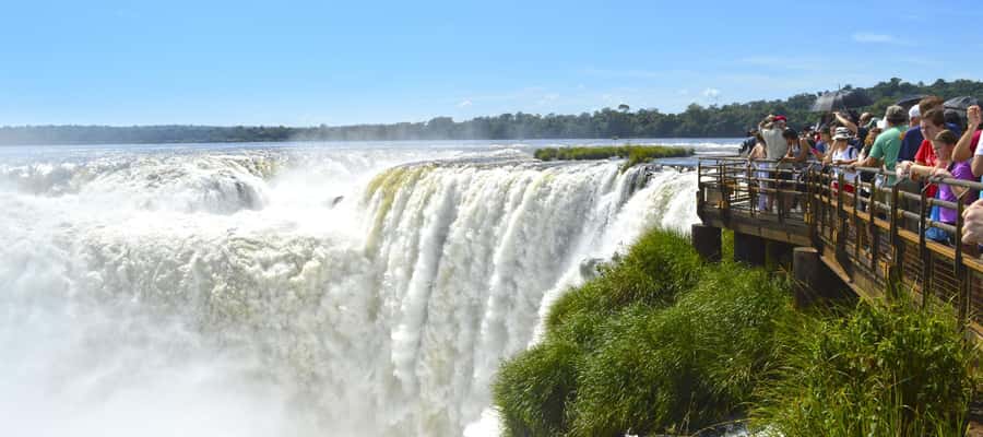 Puerto Iguazu: Iguazu Falls Argentinian Side Full-Day Tour - Who should book this Iguazu Falls day trip?