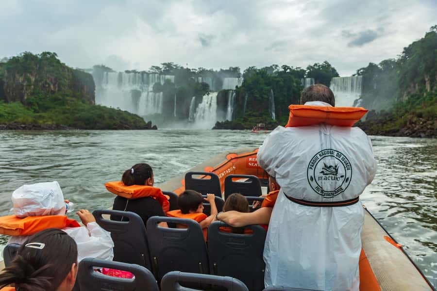 Puerto Iguazu: Iguazu Falls Boat Tour and Gran Aventura - San Martin Island and the end of the river section