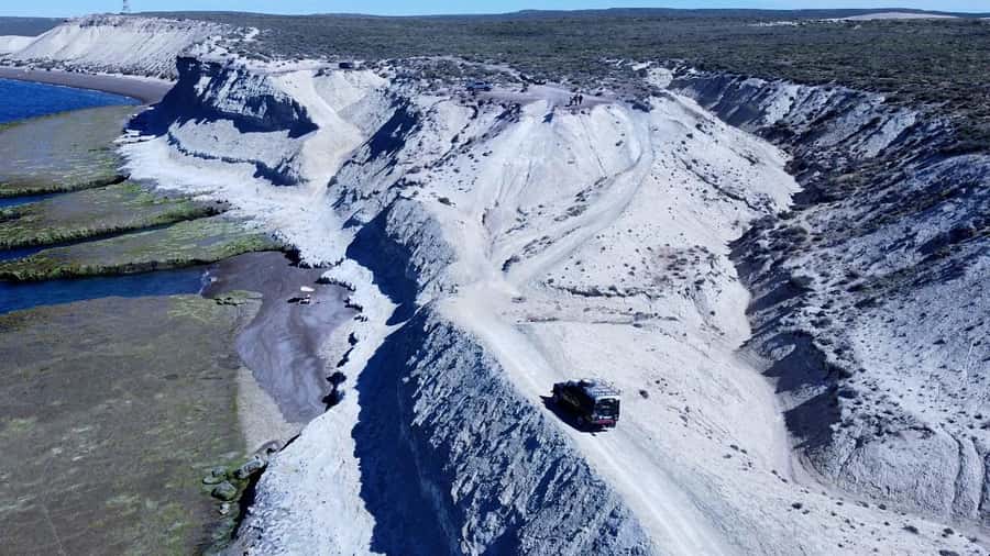 PUERTO MADRYN: 4 X 4 ADVENTURE EXPERIENCE ON THE MOST BEAUTIFUL BEACHES! - Coffee, a snack, and a useful environmental message
