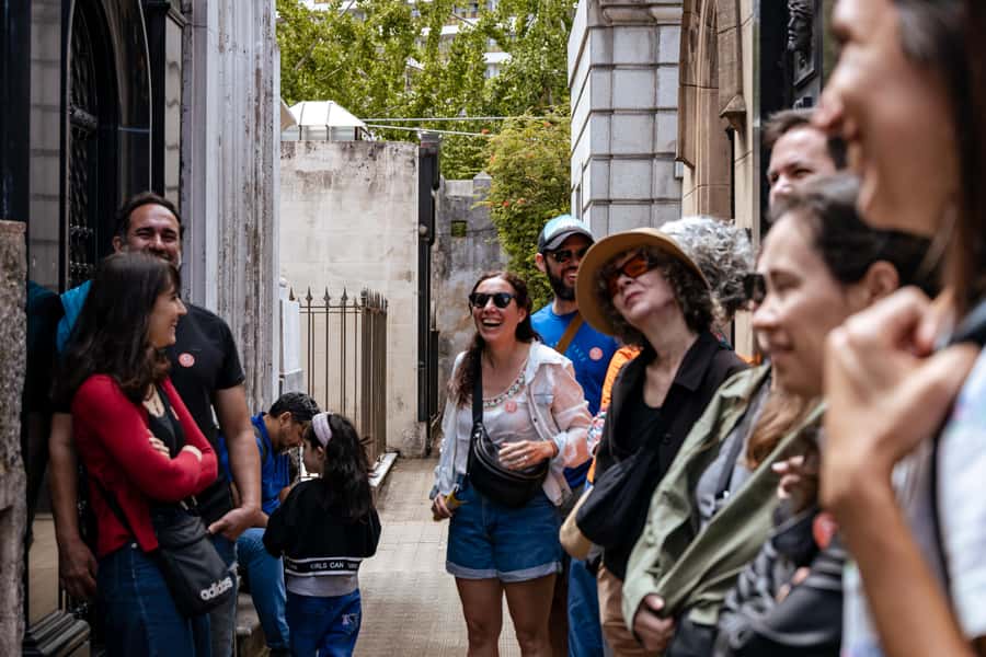 Recoleta Cemetery - Small Group Tour of History & Secrets - Heat, rain, and the practical side of the walk