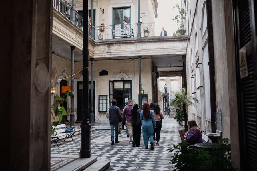San Telmo: Historical Guided Tour with Street Food & Drinks - Regional specialties and Argentine food culture