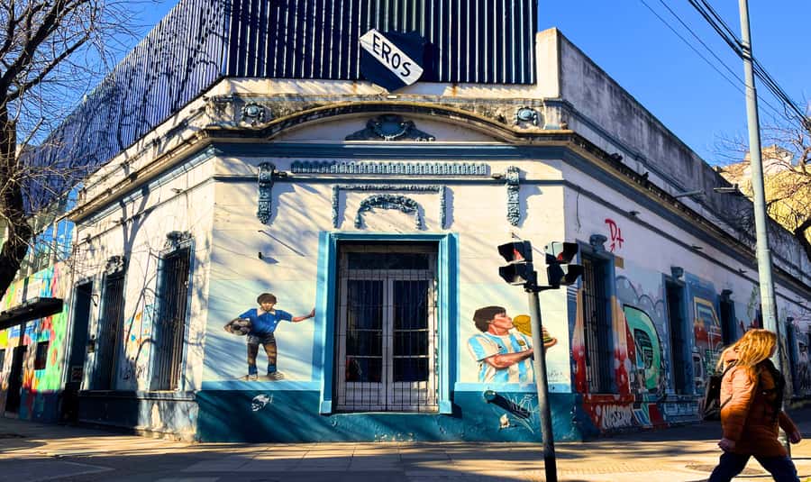 Secret Food Tour: Buenos Aires - Plaza Inmigrantes de Armenia and Old Palermo
