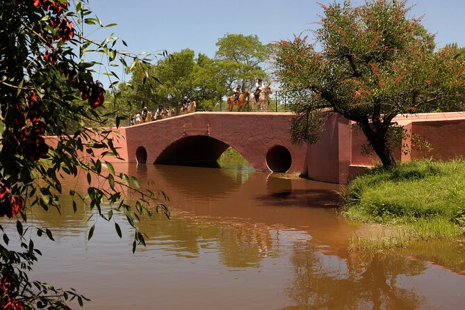 Tailor-made Day Tour to San Antonio de Areco & Estancia El Ombu - Arriving at Estancia El Ombu