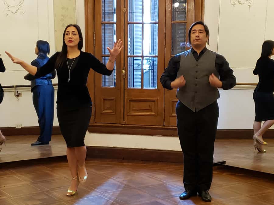 Tango Lesson in Buenos Aires with professional dancers - Entering an antique-styled tango school