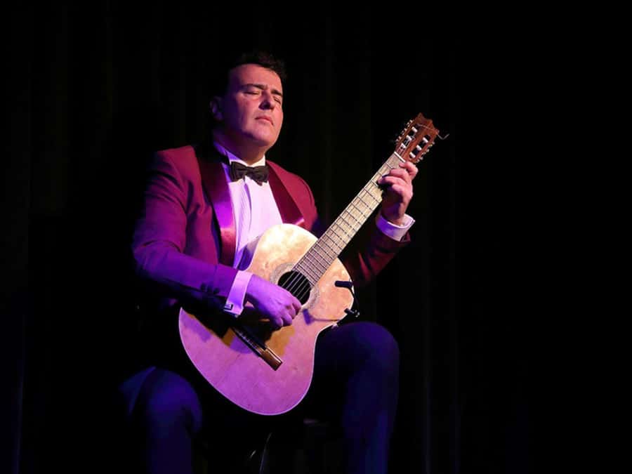 Tango Show at: MichelAngelo - The music is more than background accompaniment