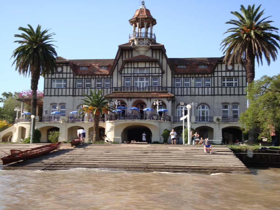 Tigre Full-Day Tour with Boat Ride - A riverside walk along Paseo Victorica