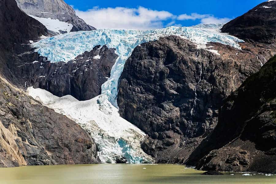 Torres del Paine Day Trip from El Calafate - Lunch at Phoe campsite