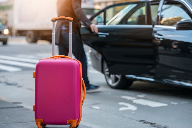 Transfer Buenos Aires International Airport (EZE) to Downtown Hotel - Finding the driver at EZE